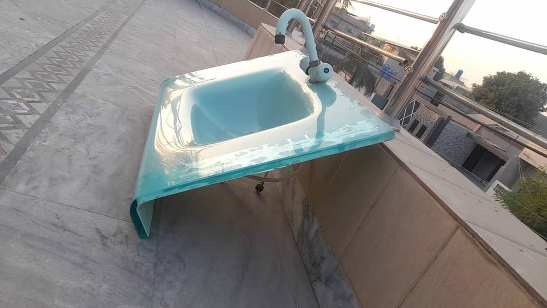 Vintage Turquoise Wall-Mount Sink with Faucet – Retro Mid-Century Char 1