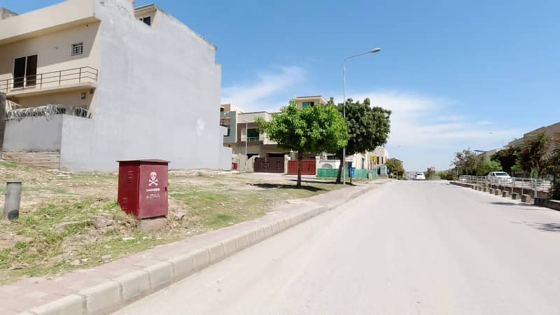 10 Marla Plot at Bahria Town Rawalpindi Sector J at Reasonable Price 30