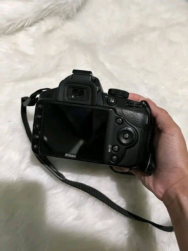 Camera DSLR Rents 3