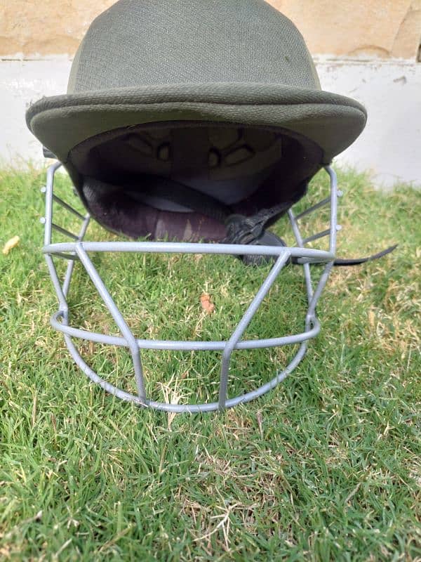 senior hard ball cricket helmet 3