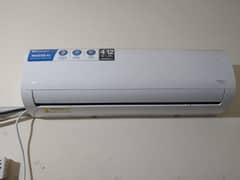 Dowlance AC inverter 1/2 ton brand new 2 months used only