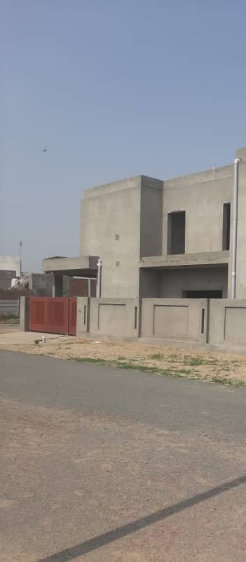 Gray structure House DHA LAHRE THREE SIDE 50FT RAD One kanal 310 sq ft 54 ft 90 ft Cover Area 5354 sq ft FOR SALE 2