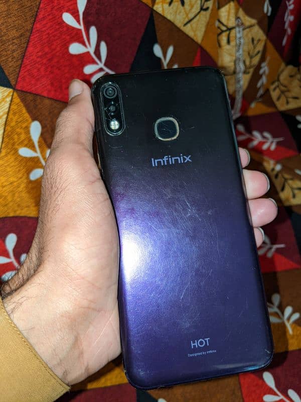 infinix hot 8 lite 10 by 9 condition All oky 0