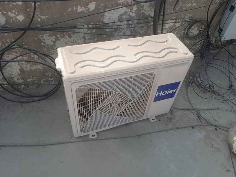 Haier AC 1 Ton 9