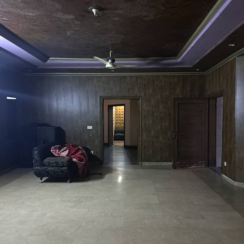 2 Kanal Banglow fully Furnished For Sale In Valencia Town Lahore 14