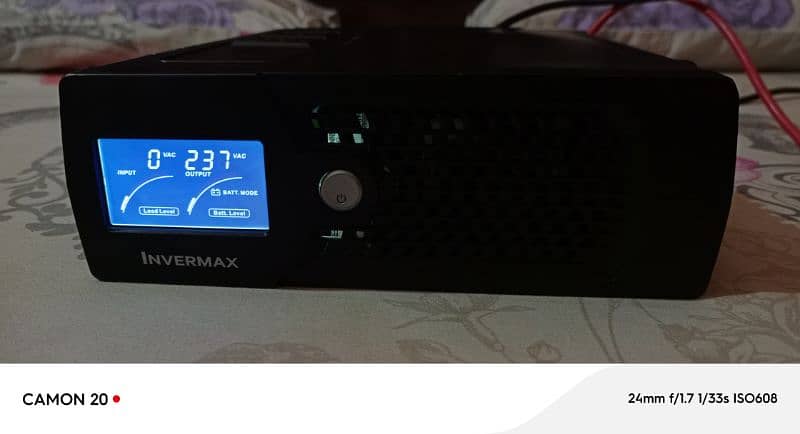 INVERMAX Inverter 720 watt 12 V New condition 2