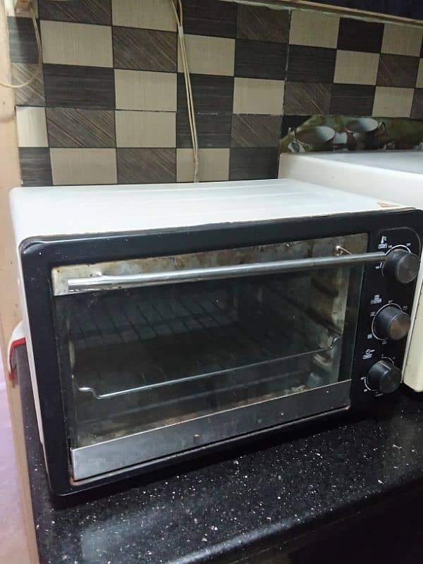 electric oven 0