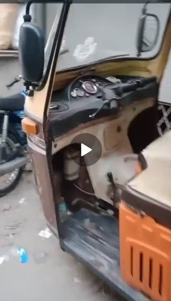 Auto loader rickshaw 1