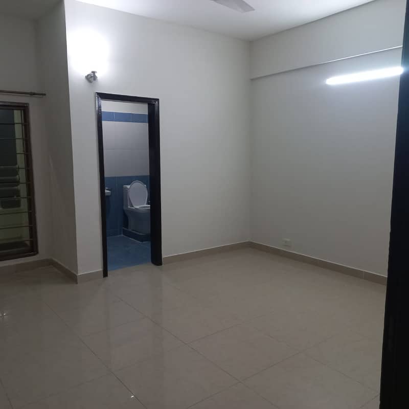 3-Bedroom Flat For Rent In Sector B Askari 11 Lahore 3