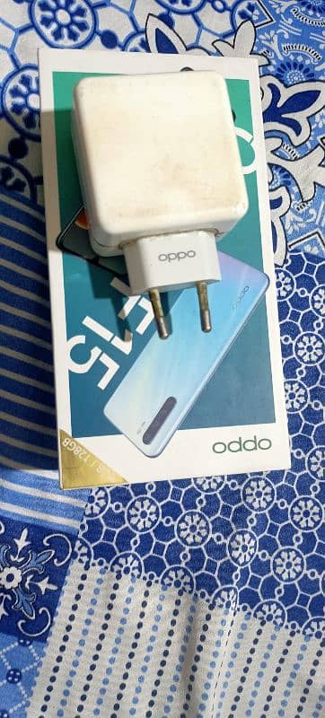 oppo f15 8 128 panel chng h Lekn orignl penl lgwaya h box sth doptr 0