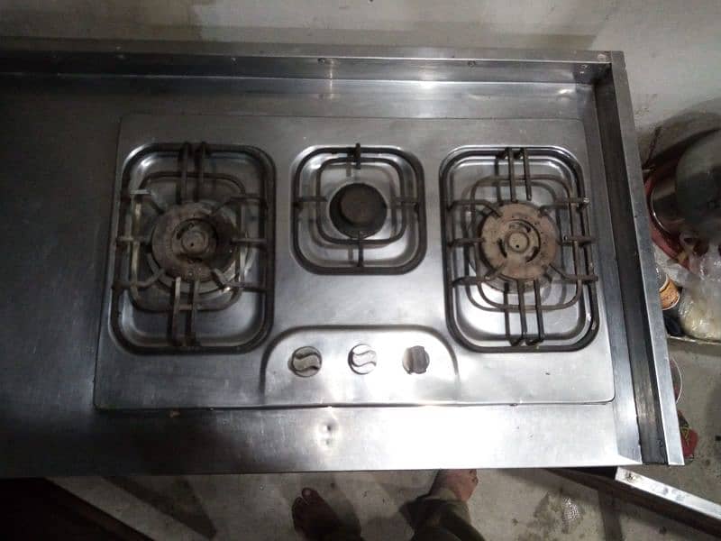 Gas Stove attached with stainless steel cabins 4