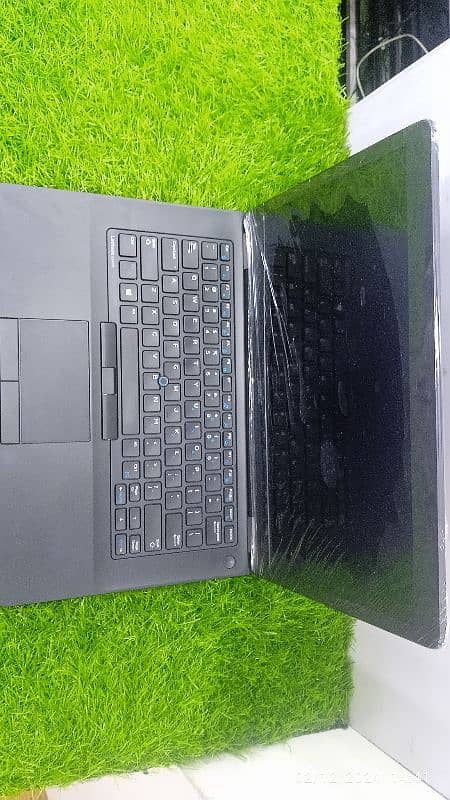 Dell E5470/5480 core i5 6th gen 8gb Ram 256gb SSD 6