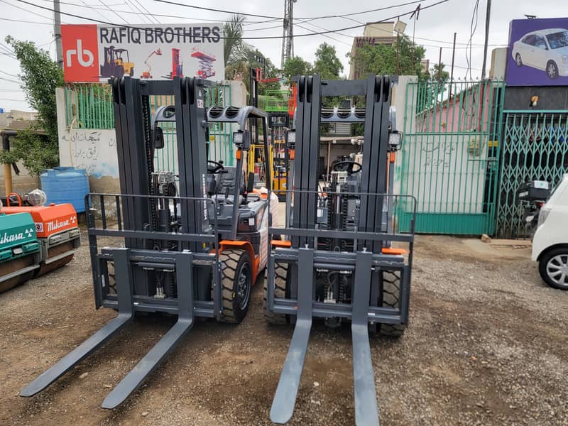 3 Ton Brand New Forklifts Lifters for Sale in Karachi, All Pakistan De 2