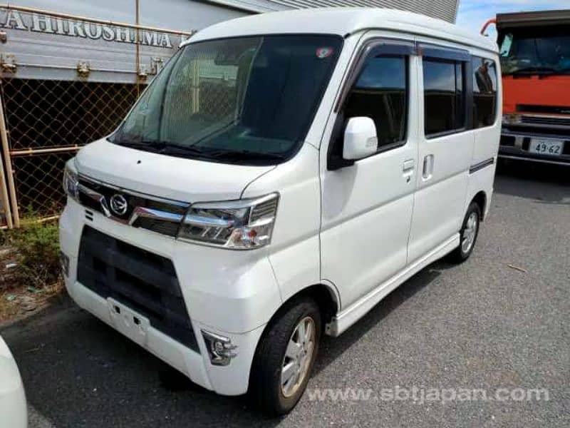 Daihatsu Atrai Wagon 2019 1