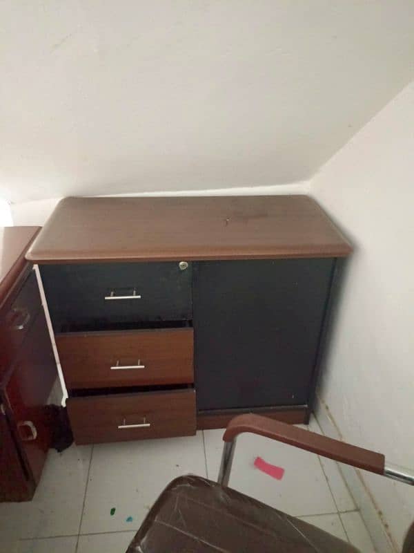 Office Furniture For Sale 2