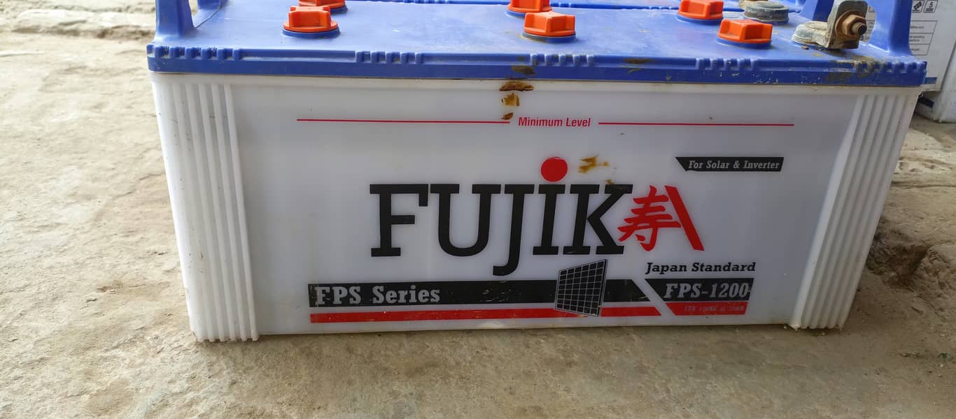 Fujika 12v batteries 10/10 condition 1 month used only. 03076448919 2