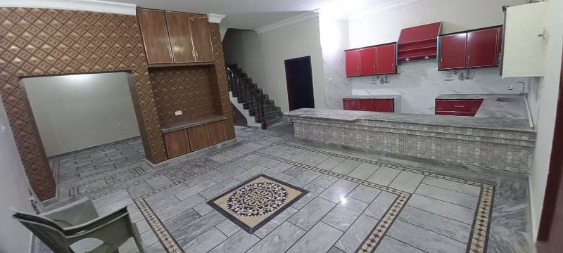 10 Marla lower Porshan For Rent in johar Town ph 1 7