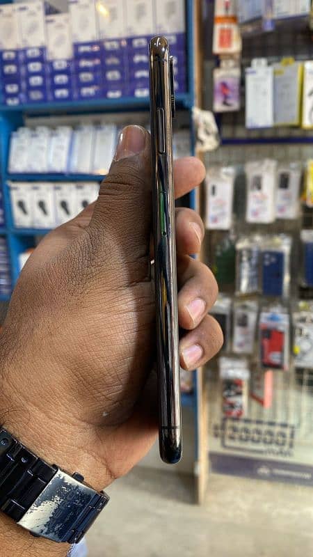 IPHONE XS MAX NON PTA 256 GB COMPLETE SAMAN 2