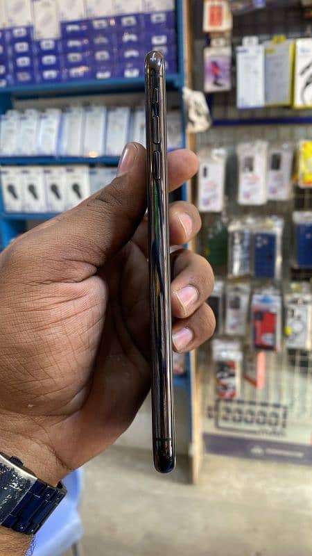 IPHONE XS MAX NON PTA 256 GB COMPLETE SAMAN 4