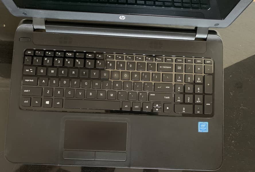 HP notebook 15 Touch&Type 6