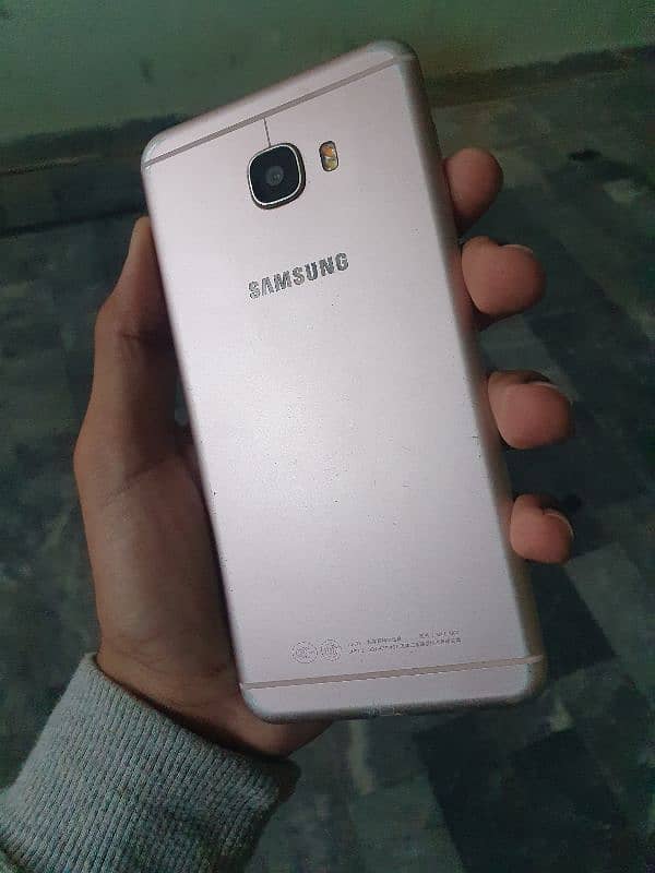 SAMSUNG GALAXY C7 5