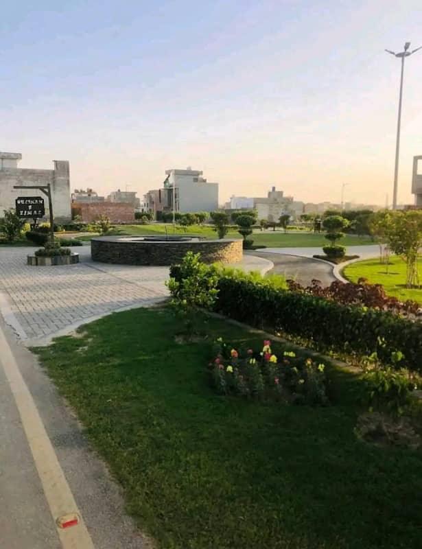 5 MARLA PLOT AVAILABLE FOR IN DHA LAHORE 0