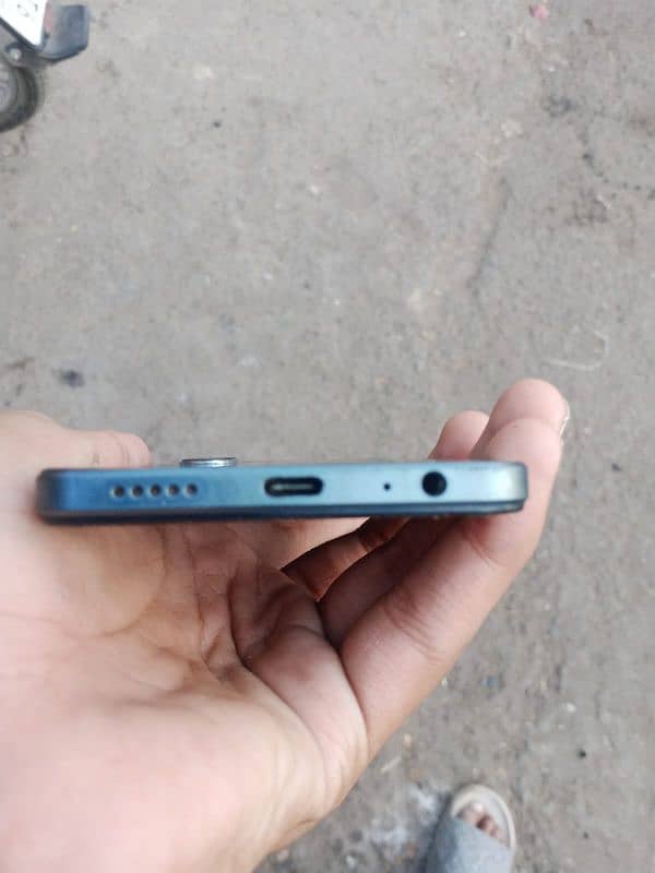 vivo y17s 10/10 condition good battery timing 4