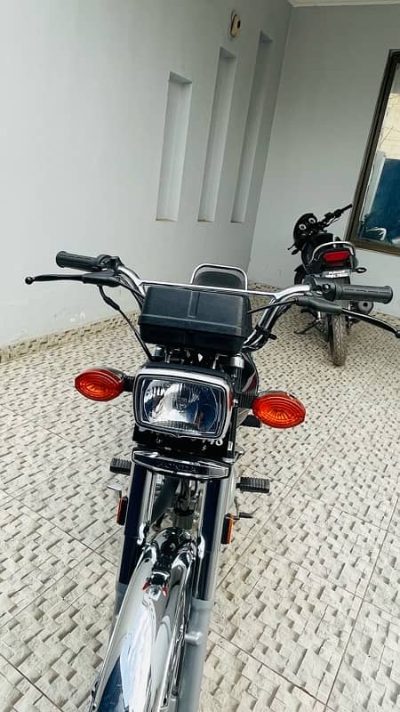 HONDA 125 2024 Model BLACK 7