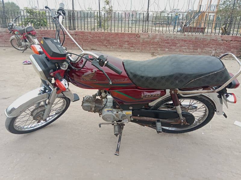 Honda Cd 70 Bike For Sale 2012 Model 1