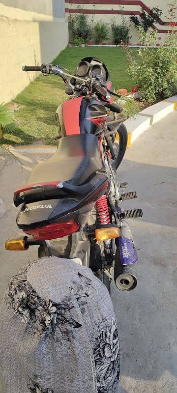 honda 125cbf 1