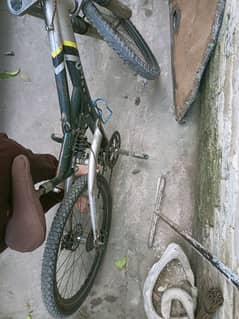 CHICAGO company ki shocks wali cycle for sale