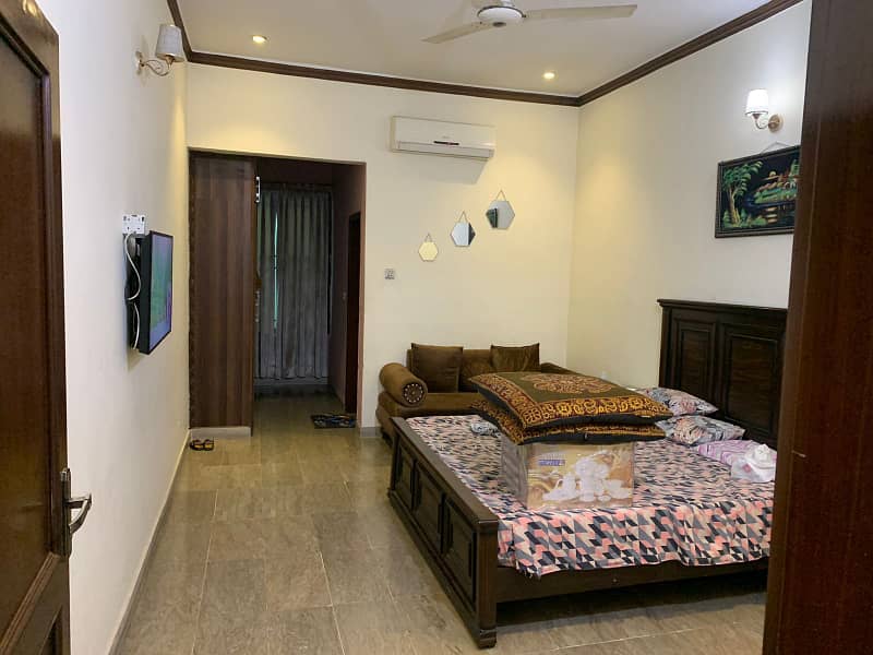 10 Marla Beautiful Double Storey Facing Park House On Rent In Nawab Town 11