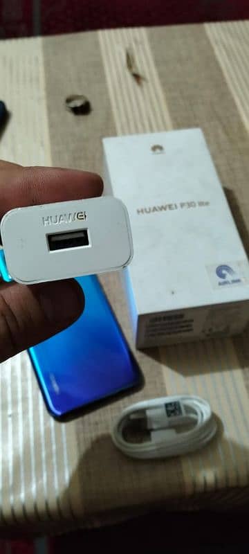 Huawei P30 Lite Like New Condition 9