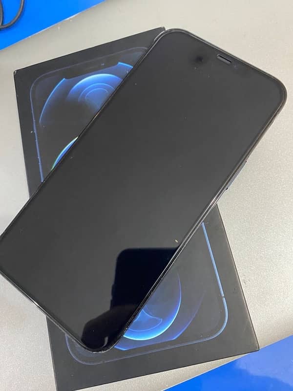 i phone 12 Pro Max  256 PTA 4