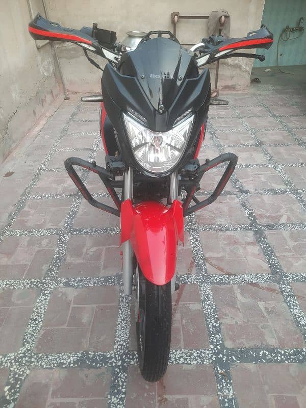 Honda CB150F 2023 3