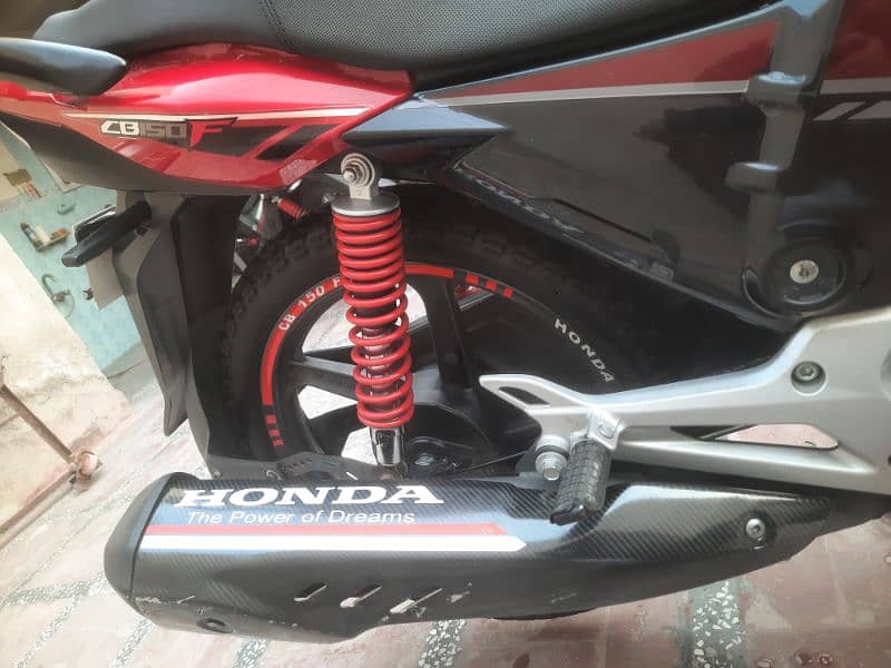 Honda CB150F 2023 6