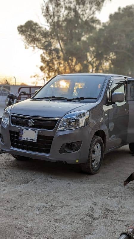 Suzuki Wagon R 2017 1