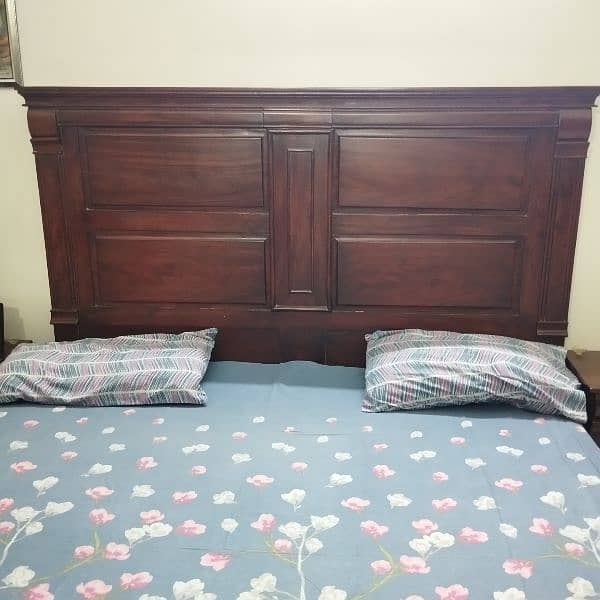 Wooden bed with side tables 3