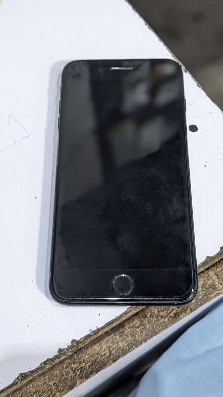 iPhone 7 plus 128 GB non PTA urgent for sale. 5