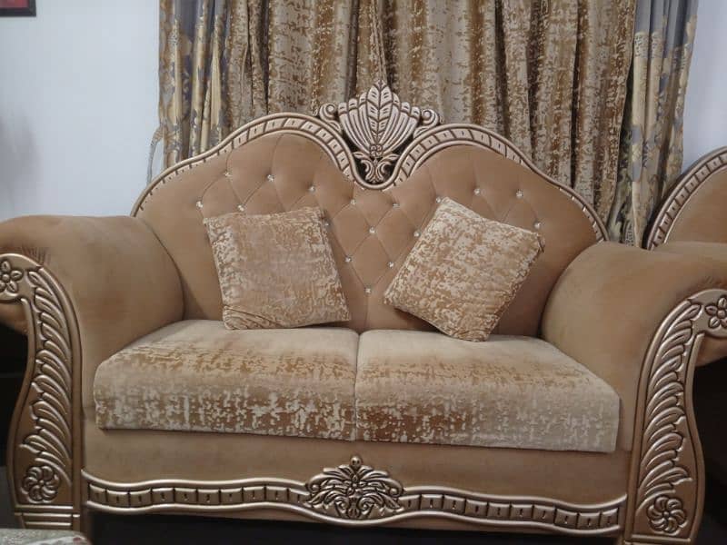 taj sofa , 6 seater , golden lush color , posish, luxury quality. 4