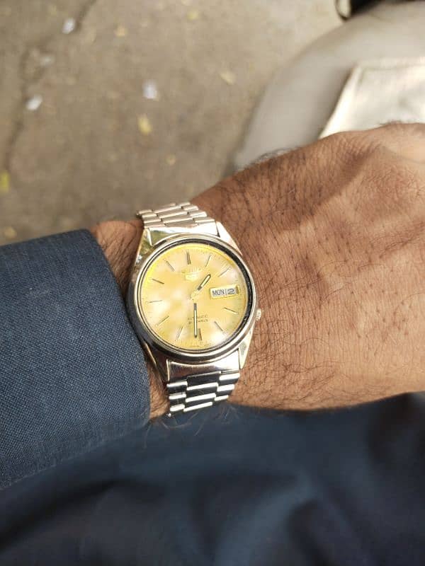 Seiko 5 original vintage watch 3