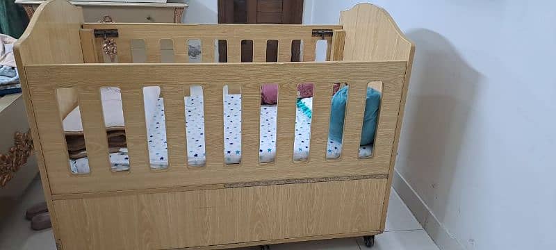 Baby Cot 2