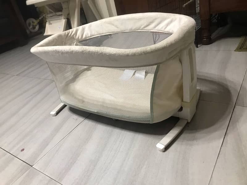 Bassinet Ingenuity incomplete 6