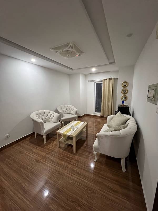 Cozy Apartment for DAILY RENTALS 9