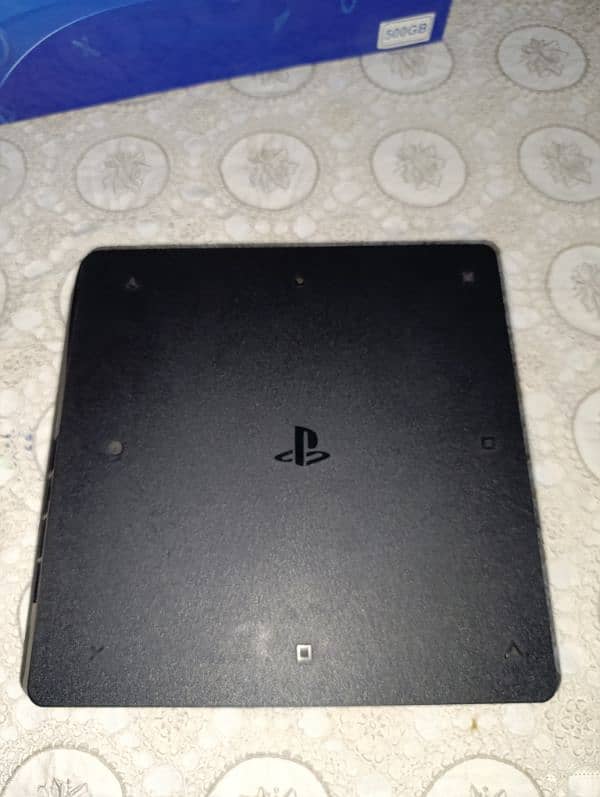 SONY  PlayStation 4 2