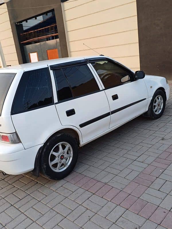 Suzuki Cultus  2014 2