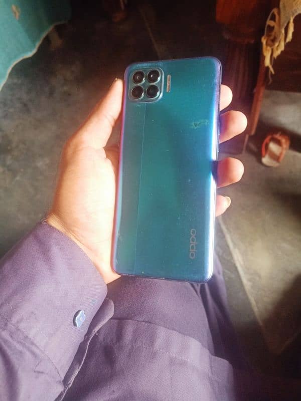 oppo F17 pro RAM8+128. box charger sath hai 4