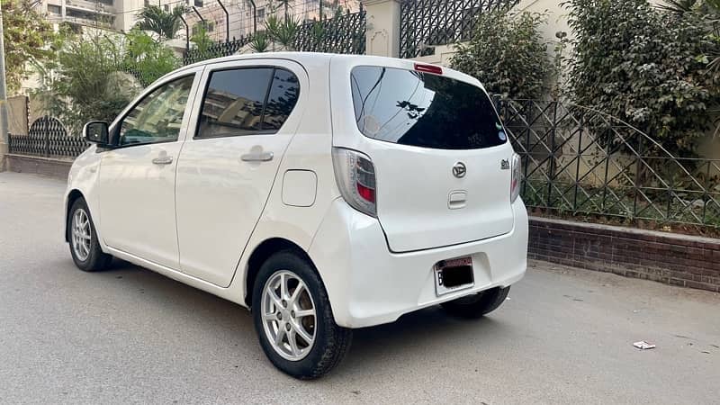 Daihatsu Mira 2016 4