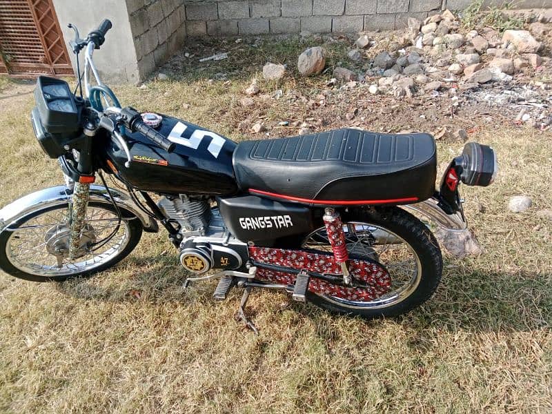 i am selling my Honda CG 125 3