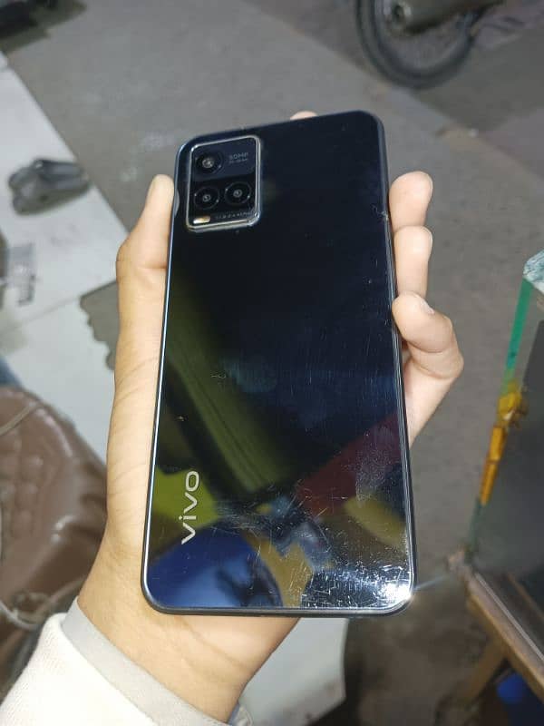 vivo y33s 2